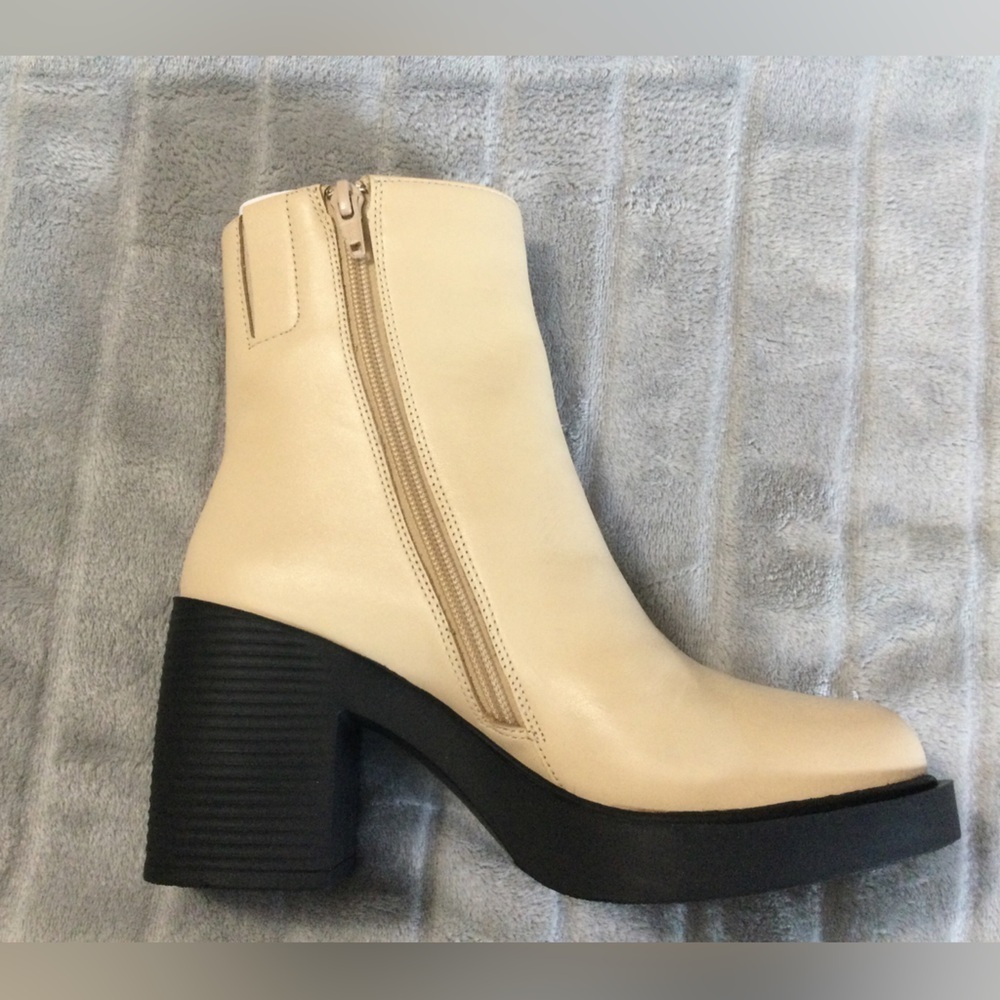Lisa Vicky Beige Platform Healed Calf Boots Size 6.5 - Picture 10 of 12